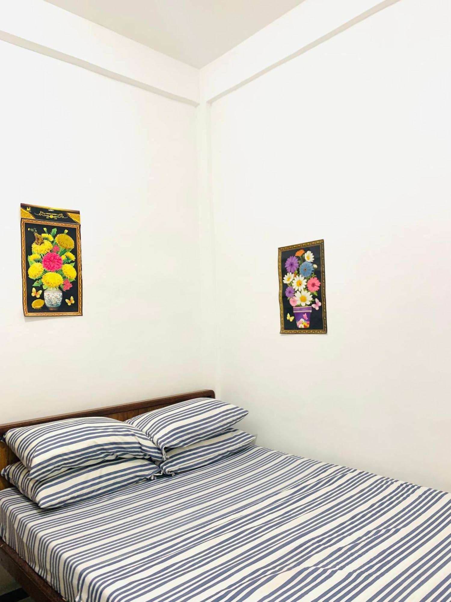 Queen's 2 Apartment